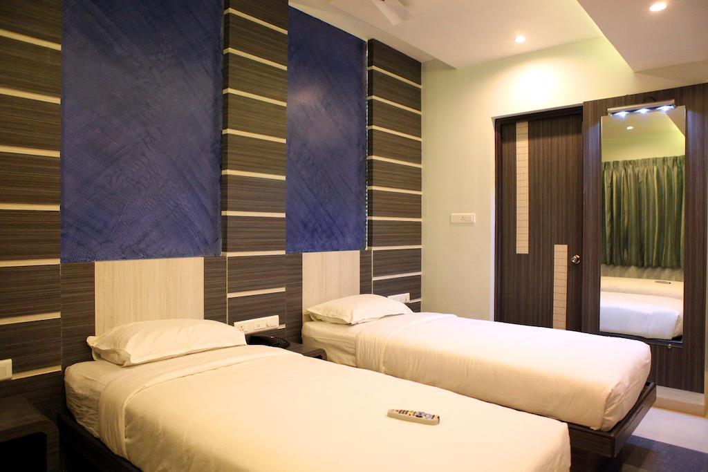 Hotel SBS Grand Coimbatore Exterior foto